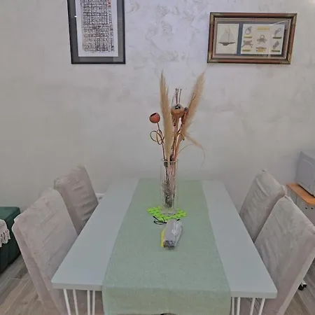 Stella And Luna * Вели-Лошинь